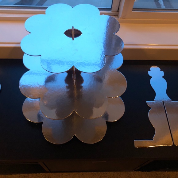 🧁🧁🧁Cupcake holder - Picture 1 of 4